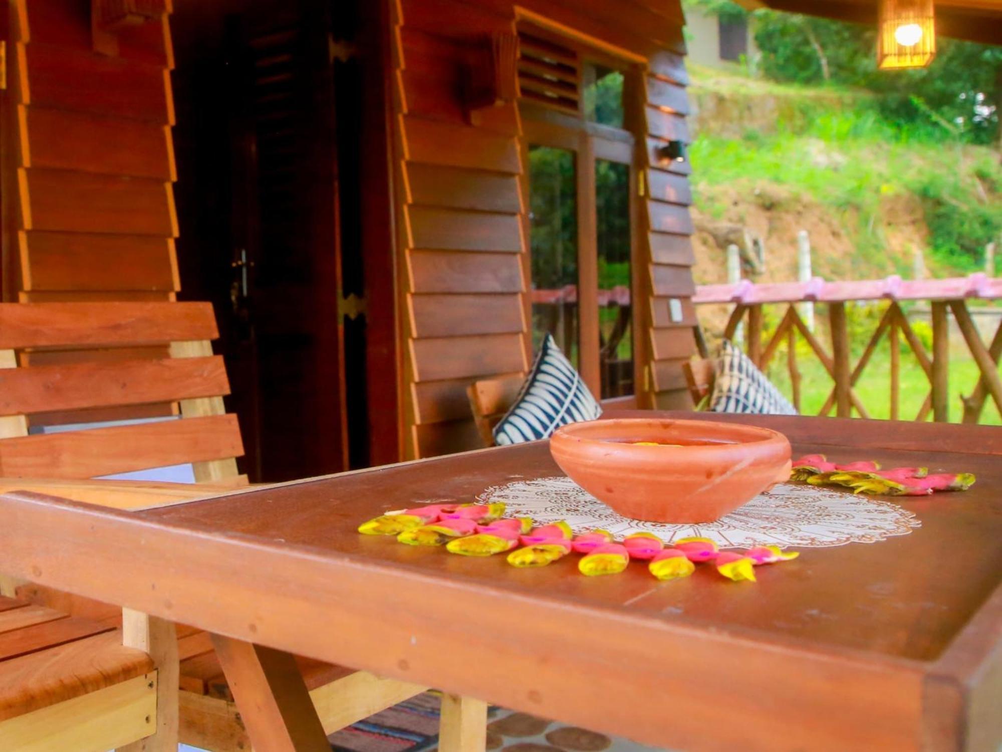 Villa Blue Ocean Tree House Hiriketiya Dikwella Exterior foto